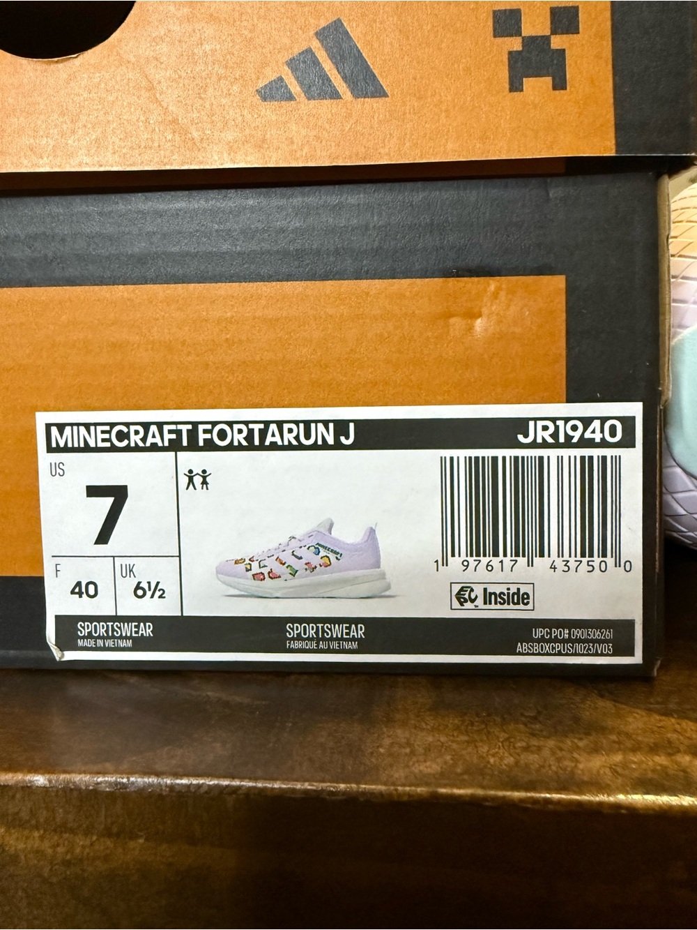 adidas Minecraft FortaRun J Creeper Sneaker Kids US 7 Purple/Multicolor JR1940 - Picture 3 of 3